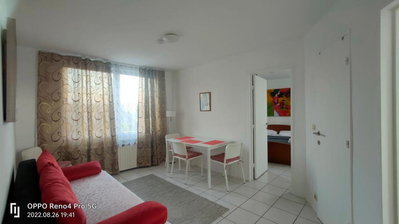 Mooi Slaapkamer! Proper En Compact Place Voor 3 Антверпен Екстериор снимка